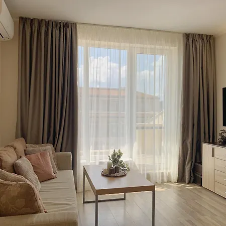 Summer B514 Apartman *